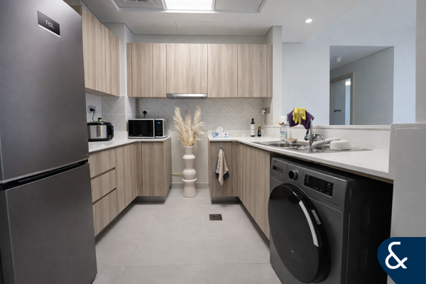 2 BED | HIGH FLOOR | GREAT LOCATION